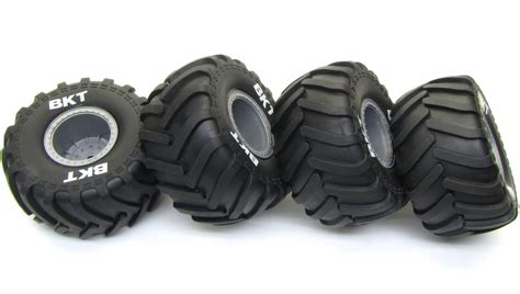 axial smt10 wheels and tires